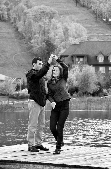 blue mountain village photographer collingwood photographer blue mountain engagement fall