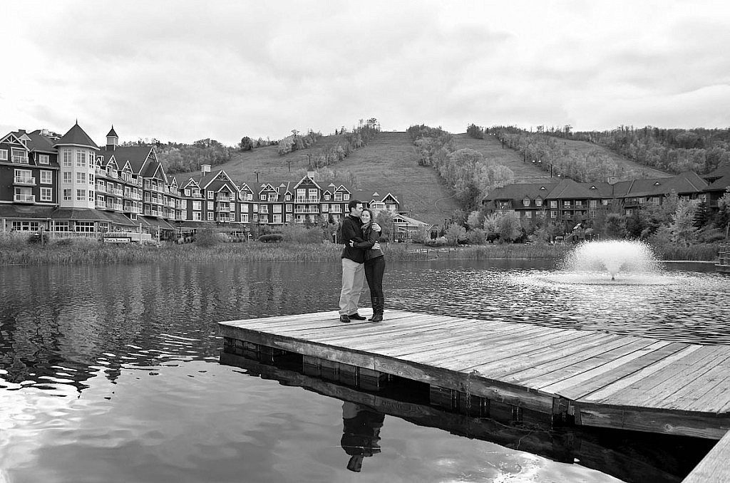 blue mountain village photographer collingwood photographer blue mountain engagement fall