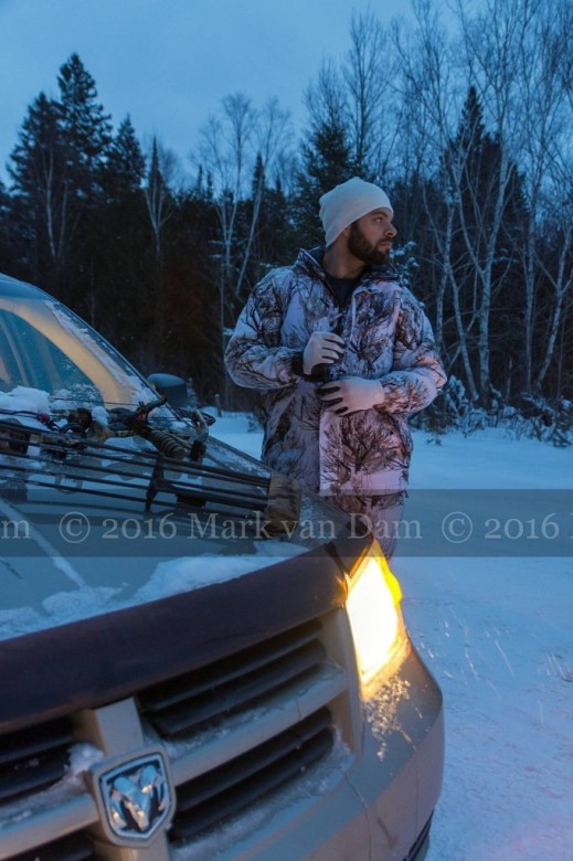 compound bow hunting photos winter A166