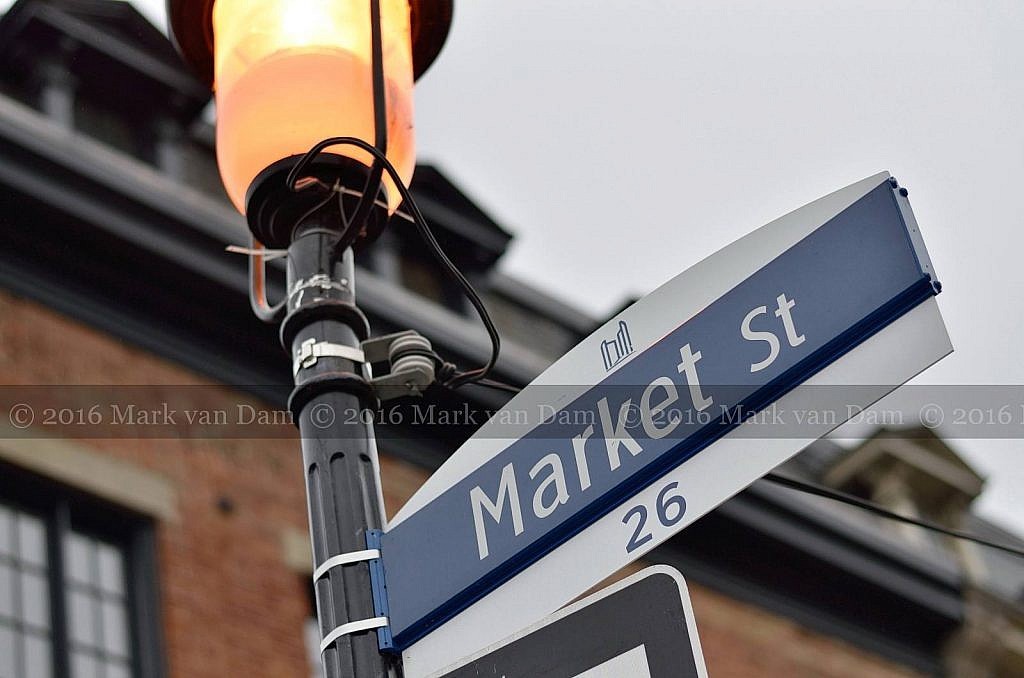 toronto engagement photographer A003 2