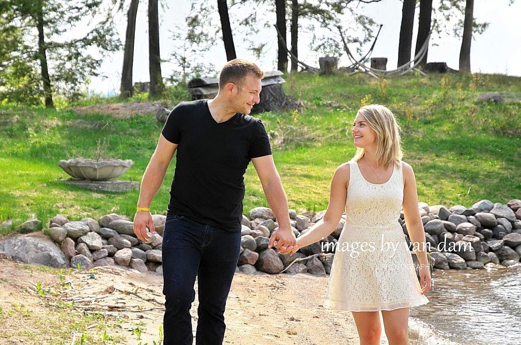 kawartha lakes photographer peterborough photographer country engagement-31