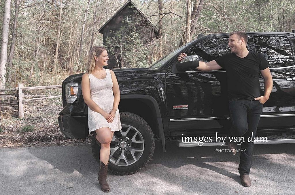 kawartha lakes photographer peterborough photographer country engagement-78
