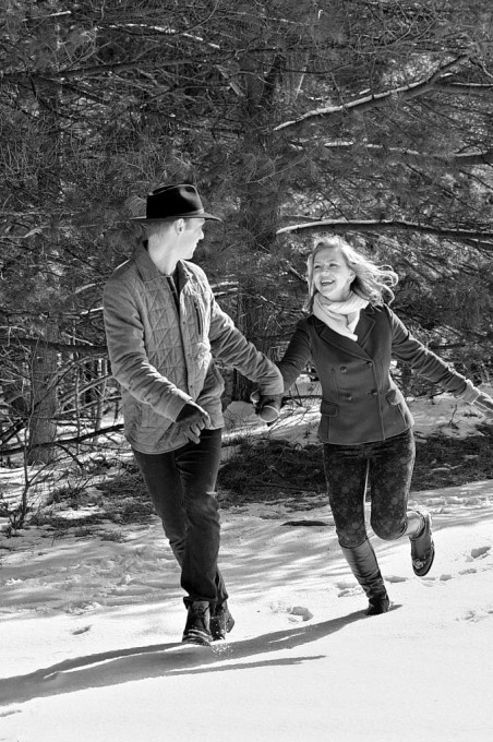 Wasaga beach photographer winter engagement session