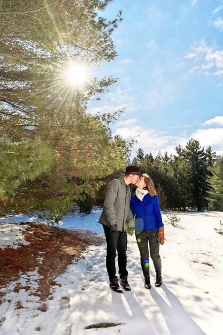 Wasaga beach photographer winter engagement session