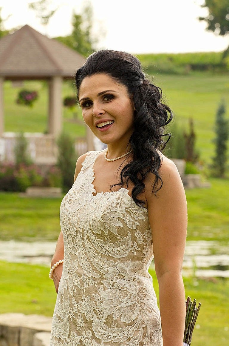 Beautiful bride at The Royal Ambassador in Caledon, Ontario
