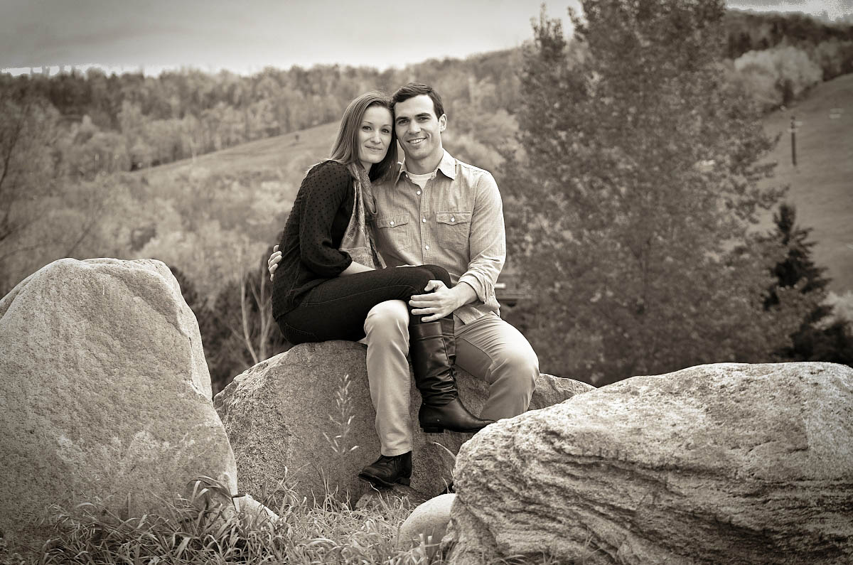 blue mountain village photographer collingwood photographer blue mountain engagement fall