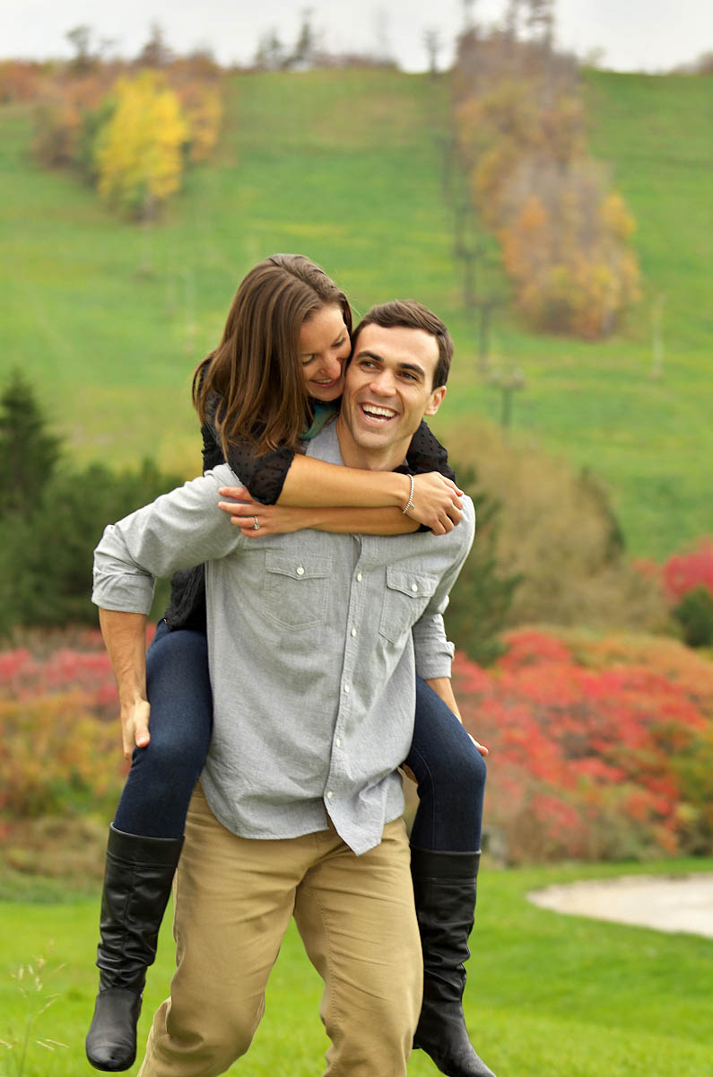 blue mountain village photographer collingwood photographer blue mountain engagement fall