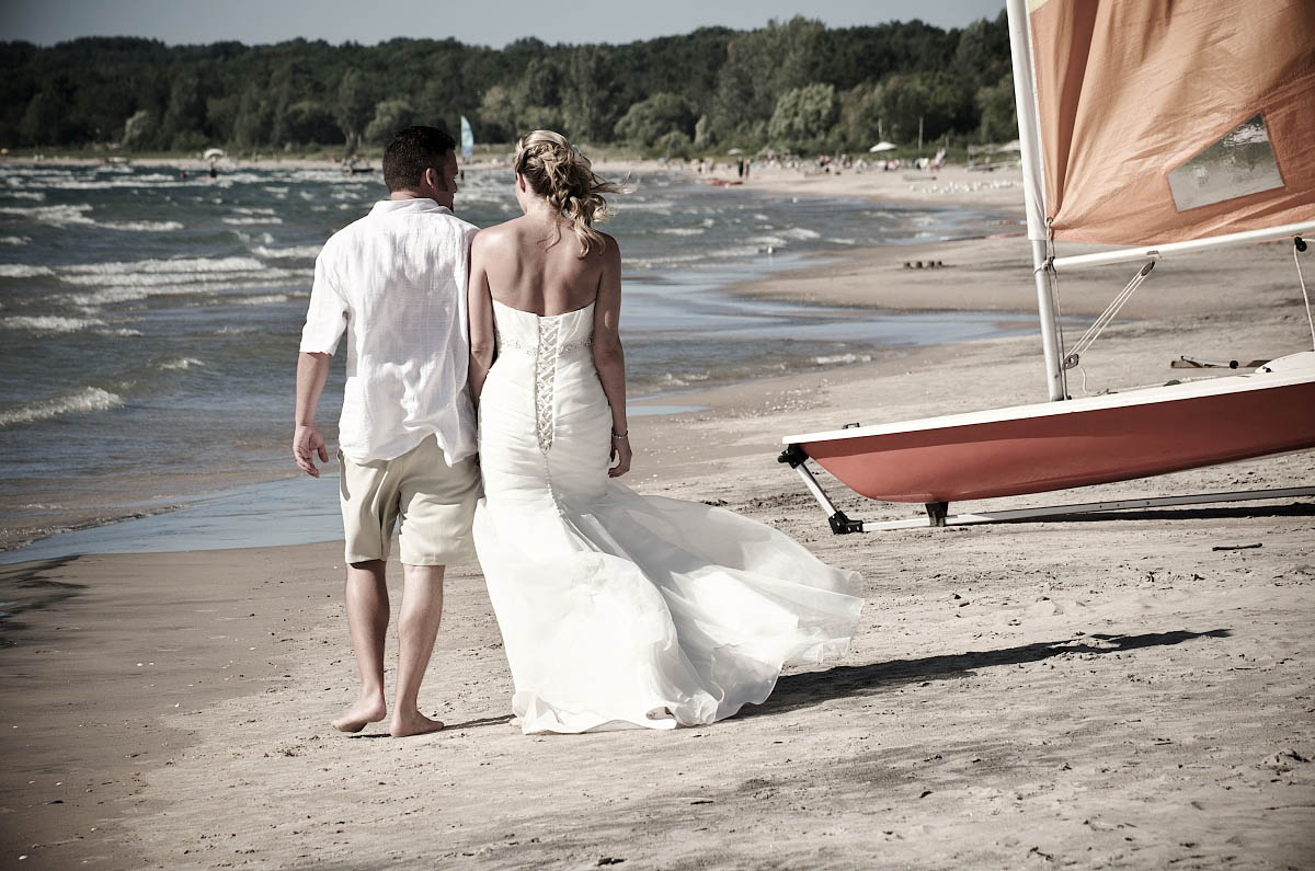 wasaga beach wedding bluewater beach photographer balm beach wedding tiny township wedding