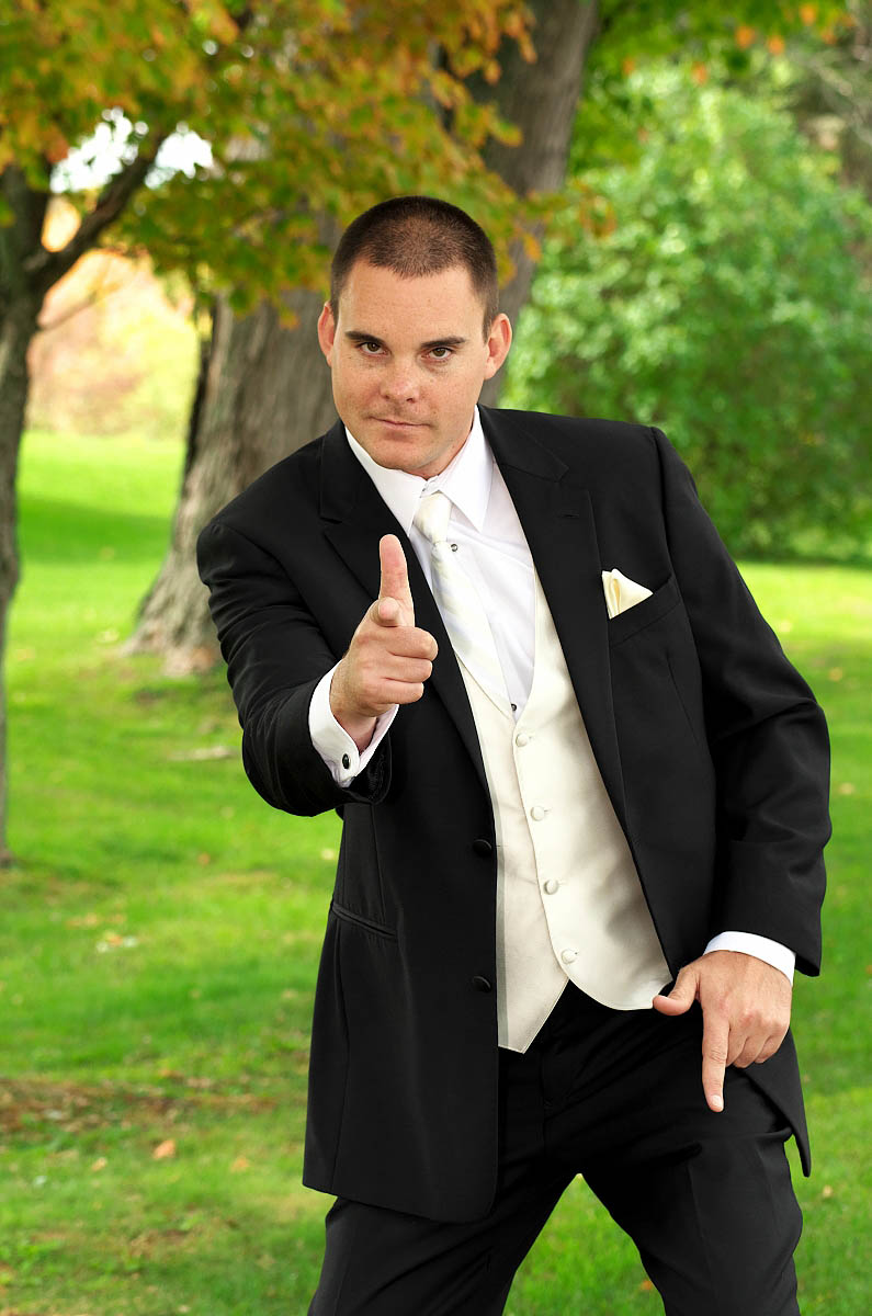 Handsome groom at Eganridge Resort wedding