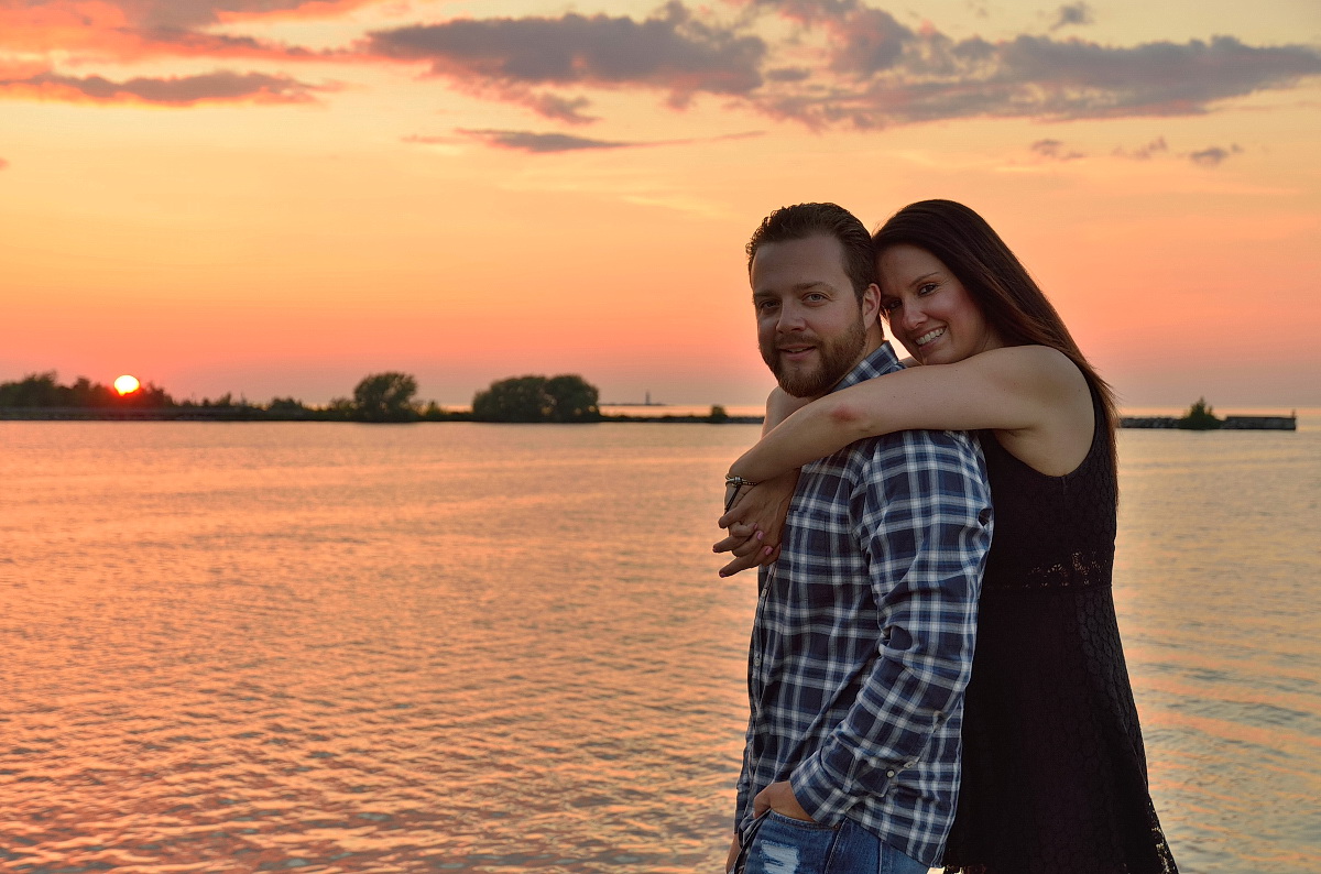 sunset engagement photography in collingwood