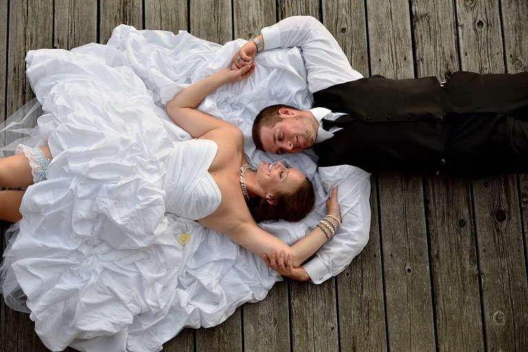 wedding couple on dock at discovery harbour