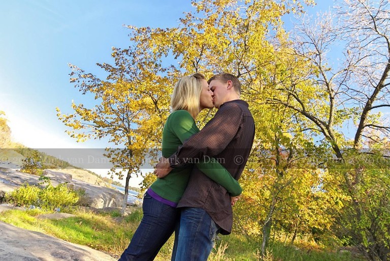 Burleigh falls engagement session with fall colours