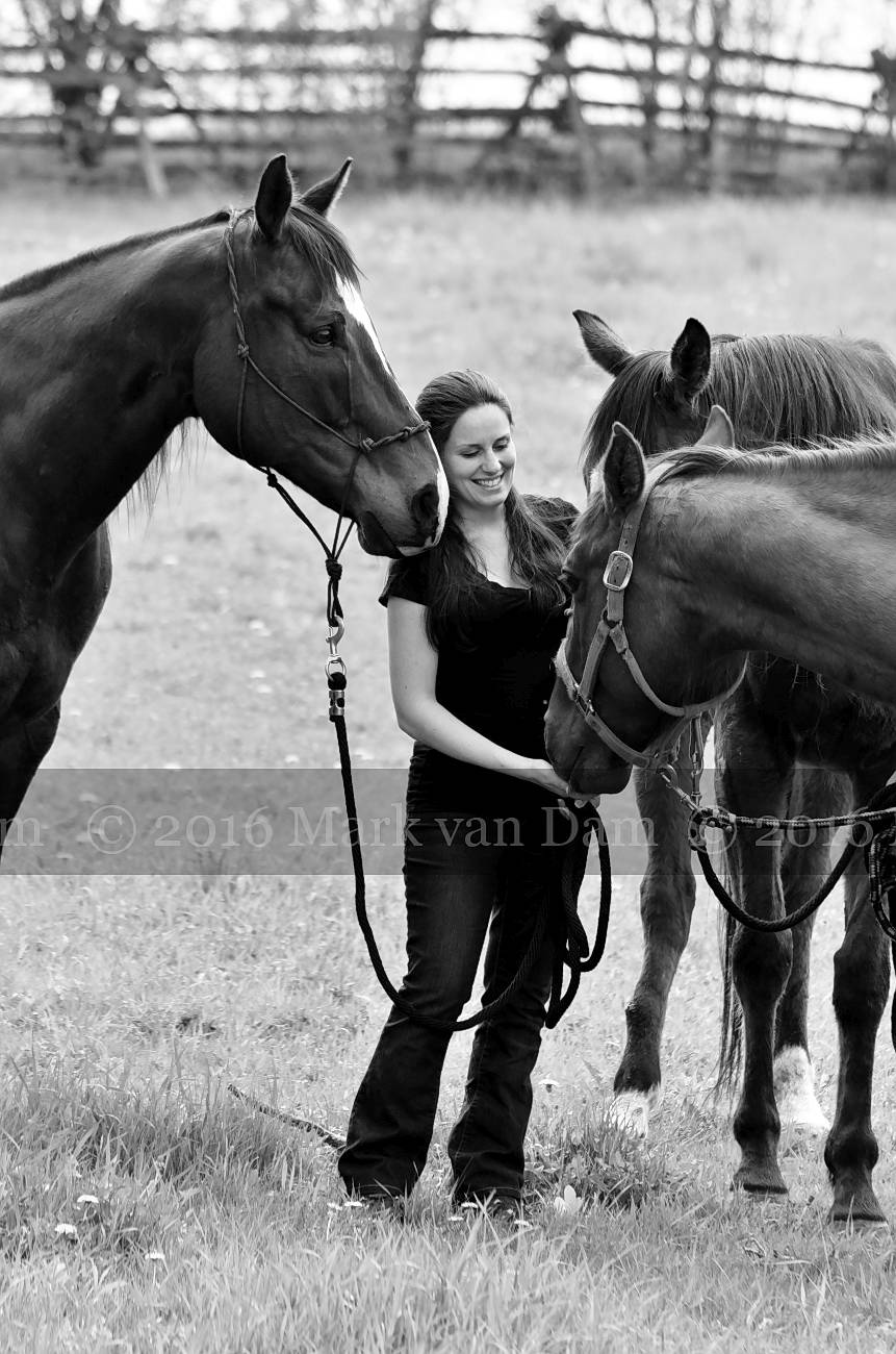 barrie maternity photographer collingwood maternity waaga maternity A223 edit
