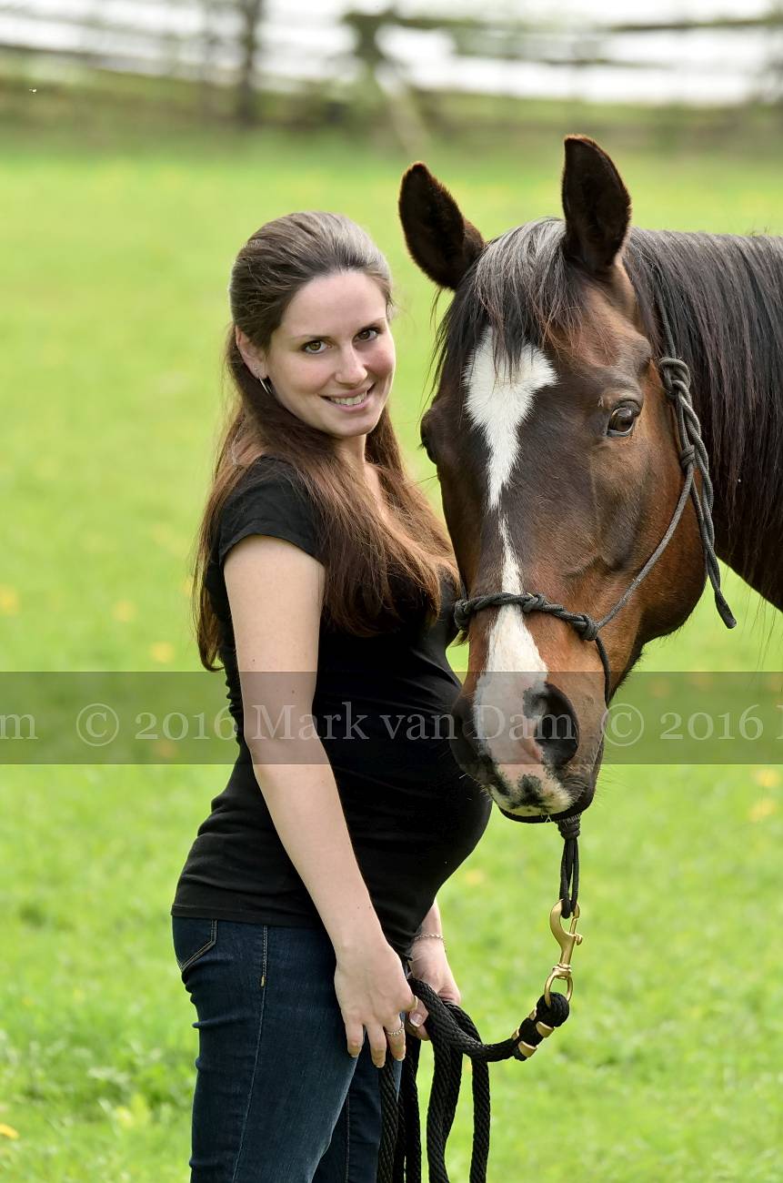 barrie maternity photographer collingwood maternity waaga maternity A267
