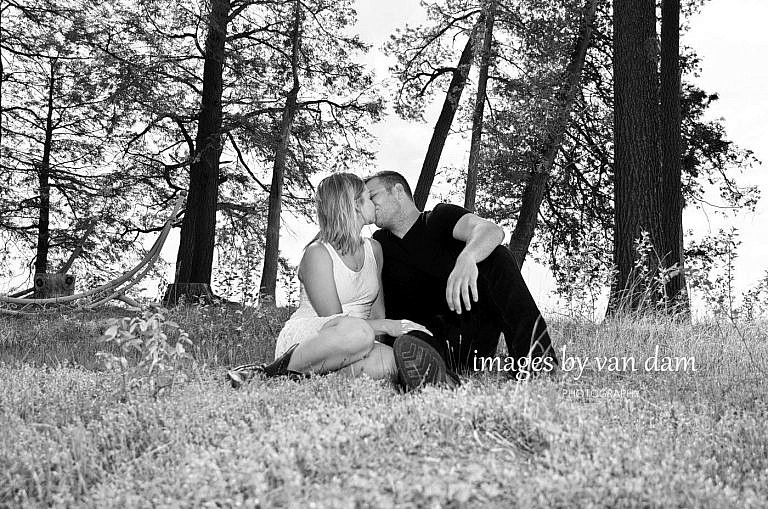 kawartha lakes photographer peterborough photographer country engagement-44