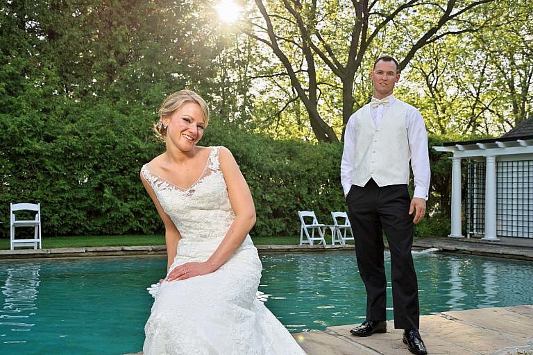 port hope photographer captures penryn mansion wedding at port hope golf and country club and penryn park