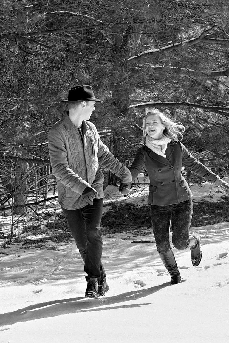 Wasaga beach photographer winter engagement session at Wasaga Beach provincial Park