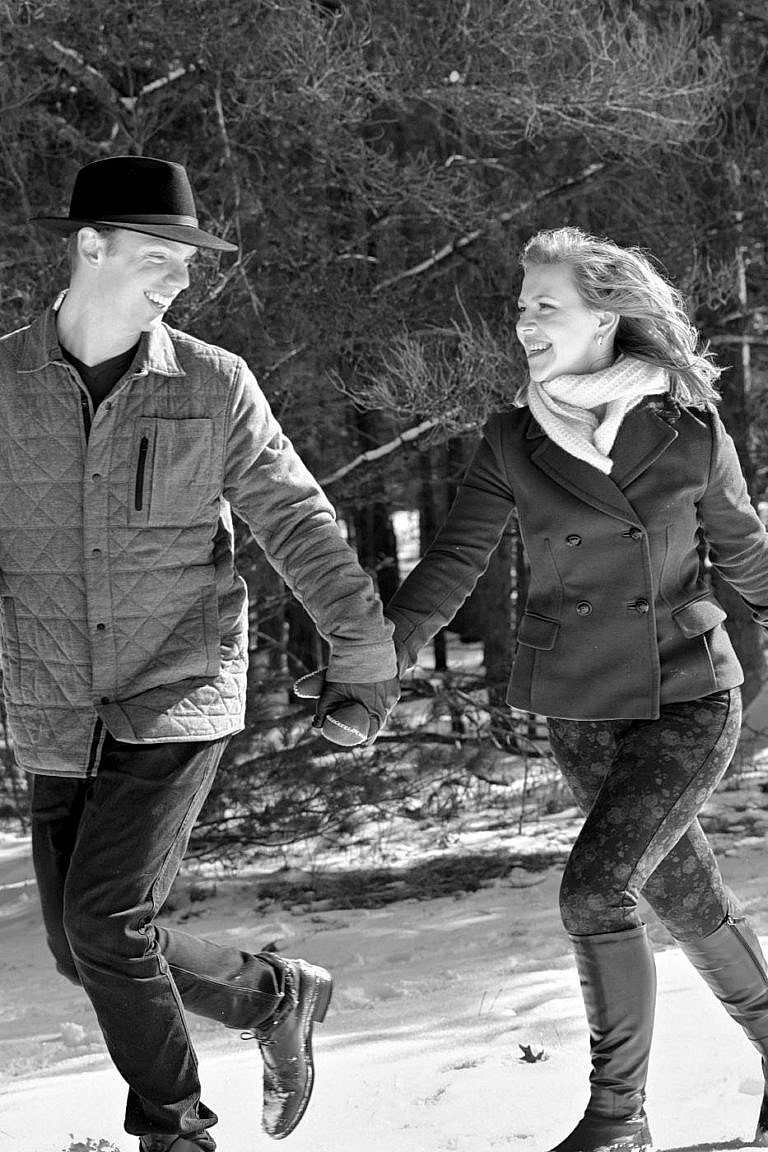 Wasaga beach photographer winter engagement session at Wasaga Beach provincial Park