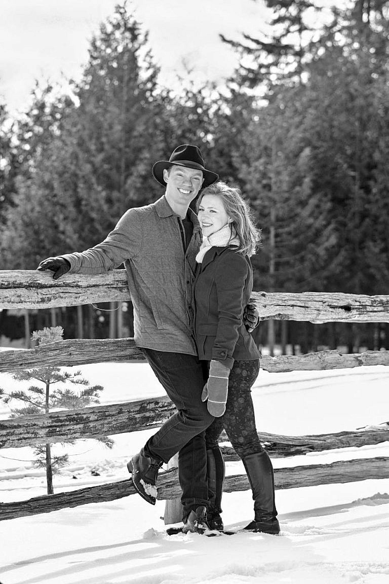 Wasaga beach photographer winter engagement session at Wasaga Beach provincial Park