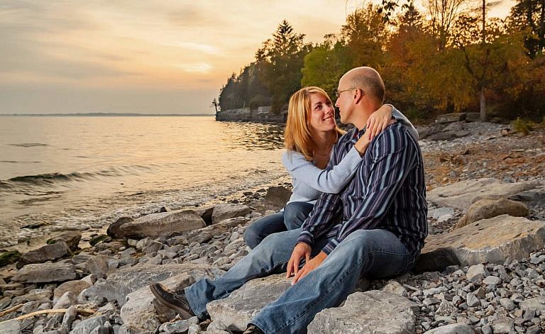 kingston photographer lamoine point engagement photography