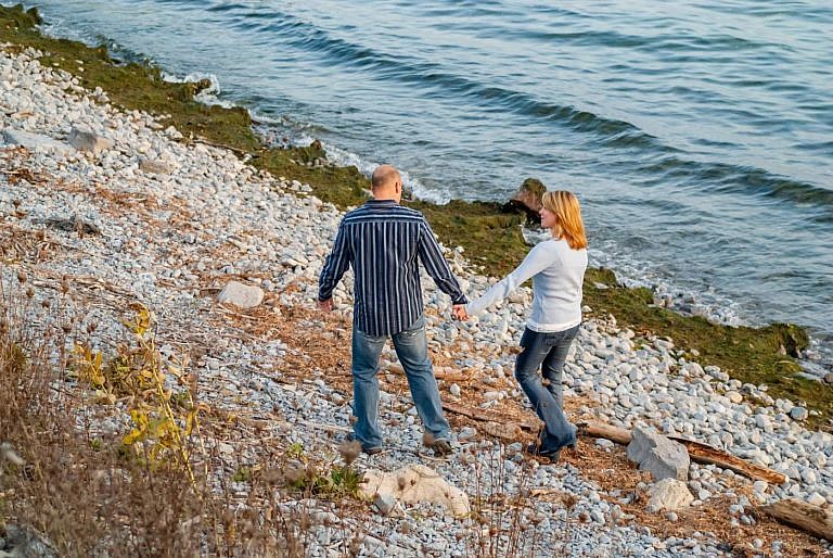 kingston photographer lamoine point engagement photography