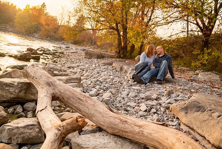 kingston photographer lamoine point engagement photography