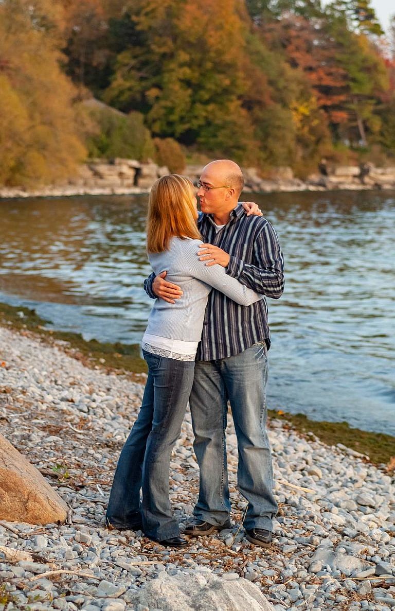 kingston photographer lamoine point engagement photography