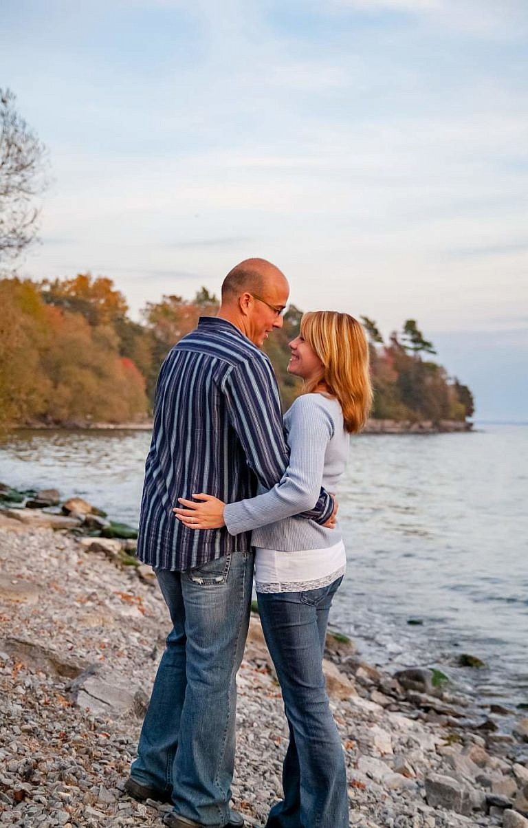 kingston photographer lamoine point engagement photography