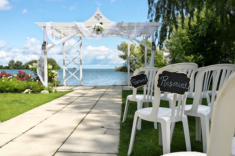 blue mountain wedding photographer collingwood wedding photographer bear estate wedding photographer muskoka wedding photographer