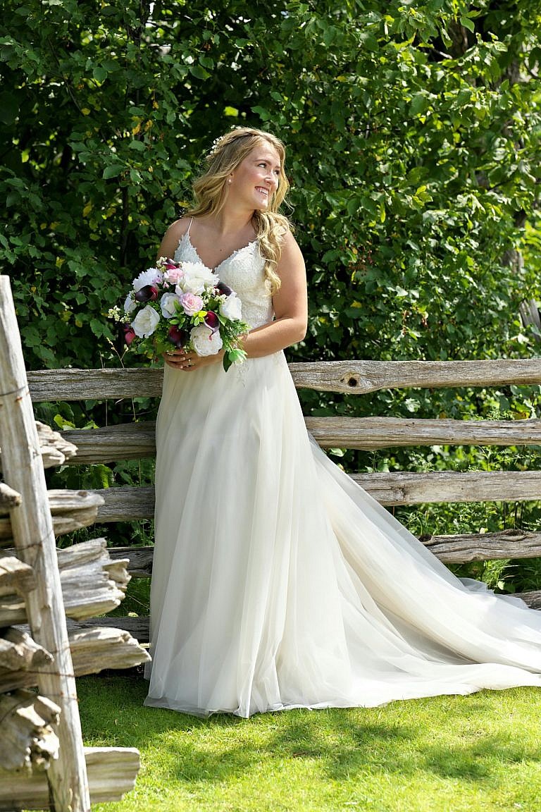 blue mountain wedding photographer collingwood wedding photographer bear estate wedding photographer muskoka wedding photographer