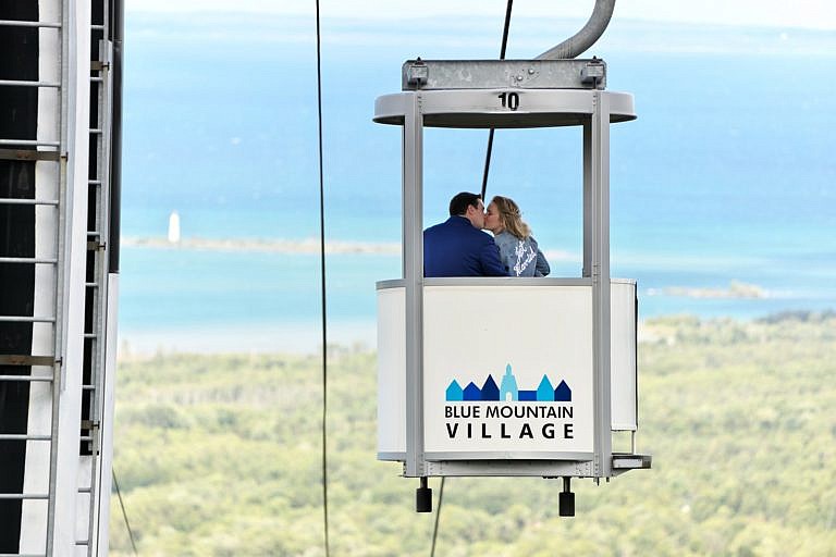 blue mountain wedding photographer collingwood wedding photographer bear estate wedding photographer muskoka wedding photographer